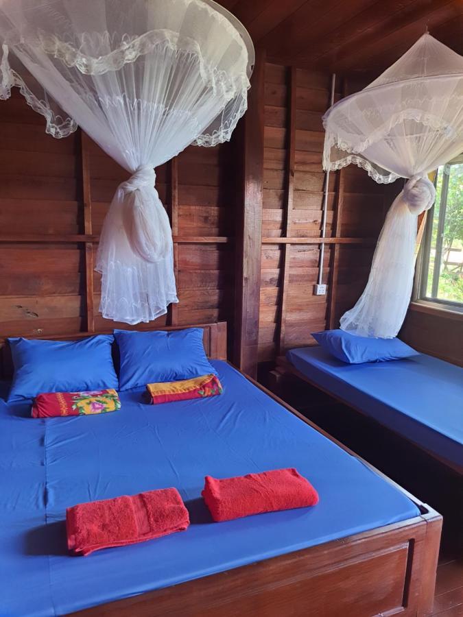 Happy Bungalow & Trekking Banlung Exterior photo