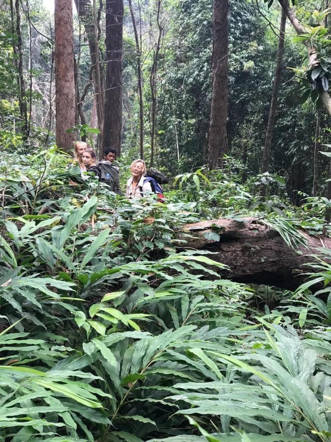 Happy Bungalow & Trekking Banlung Exterior photo
